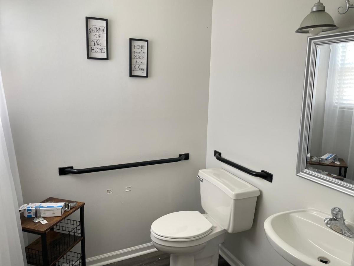 Spacious 1King Bd/2Queen Bd/* 1 Mile From I-85 Лексингтън Екстериор снимка
