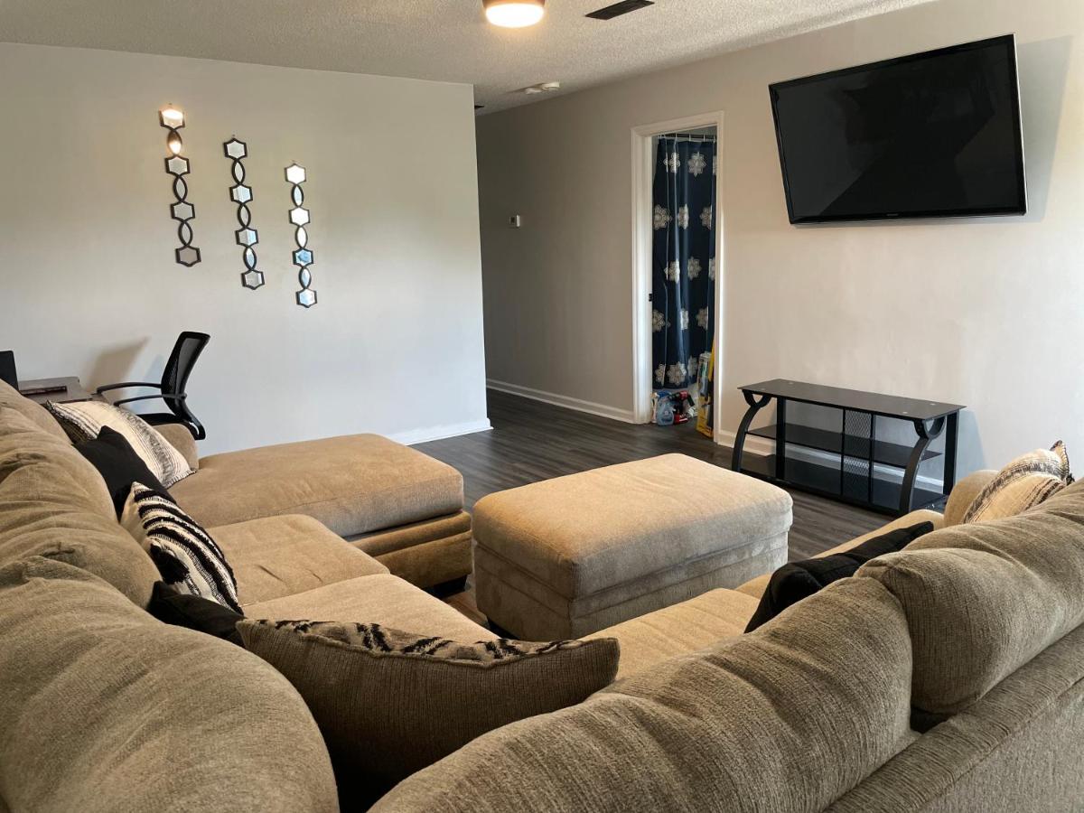 Spacious 1King Bd/2Queen Bd/* 1 Mile From I-85 Лексингтън Екстериор снимка